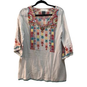 2/$30 Urban Mangoz women’s top Sz M embroidered tunic